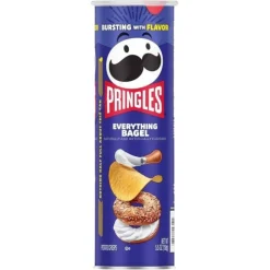 Patatine E Chips-Pringles Everything Bagel, patatine al gusto di bagel da 158g
